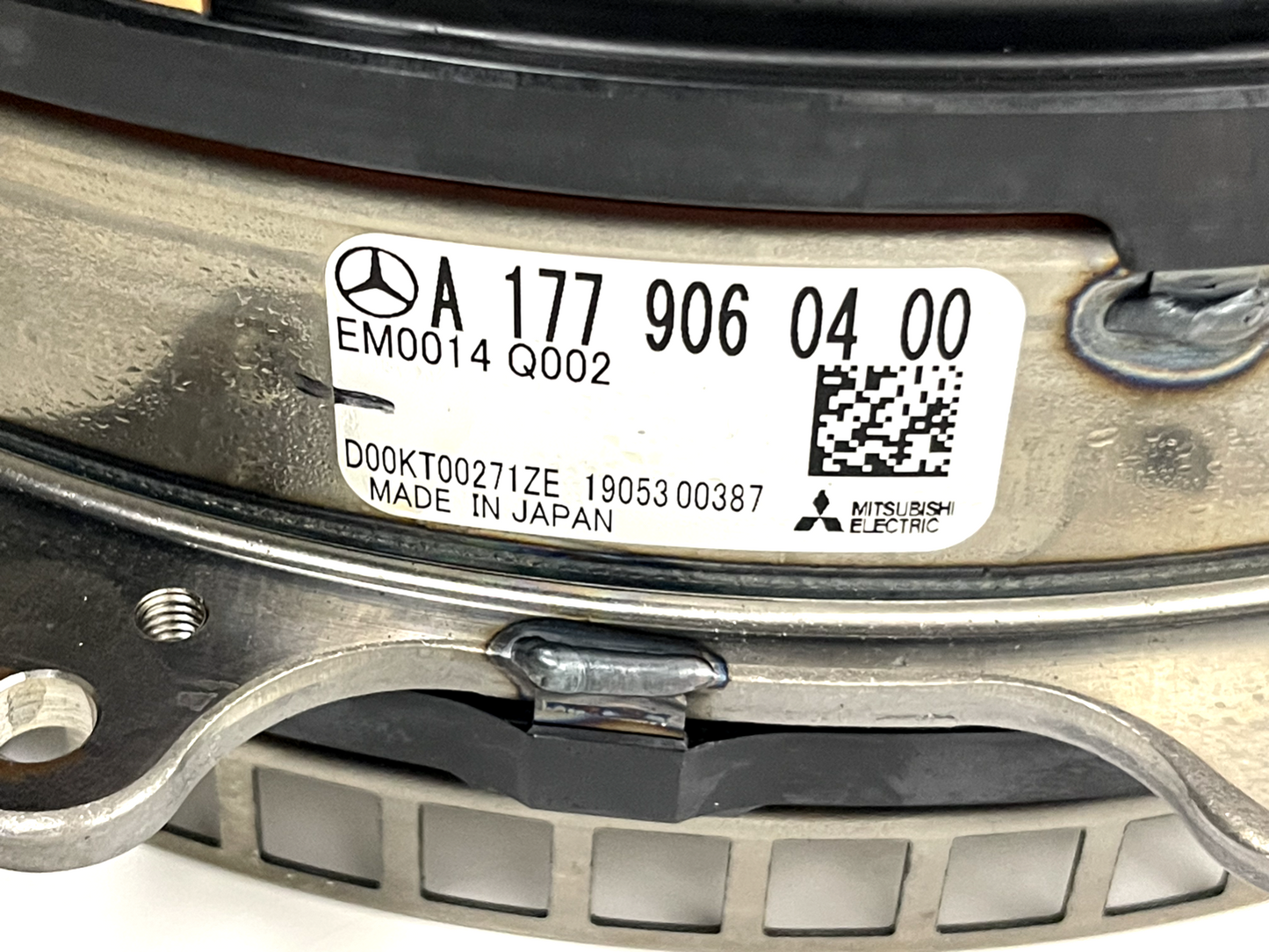 6872950