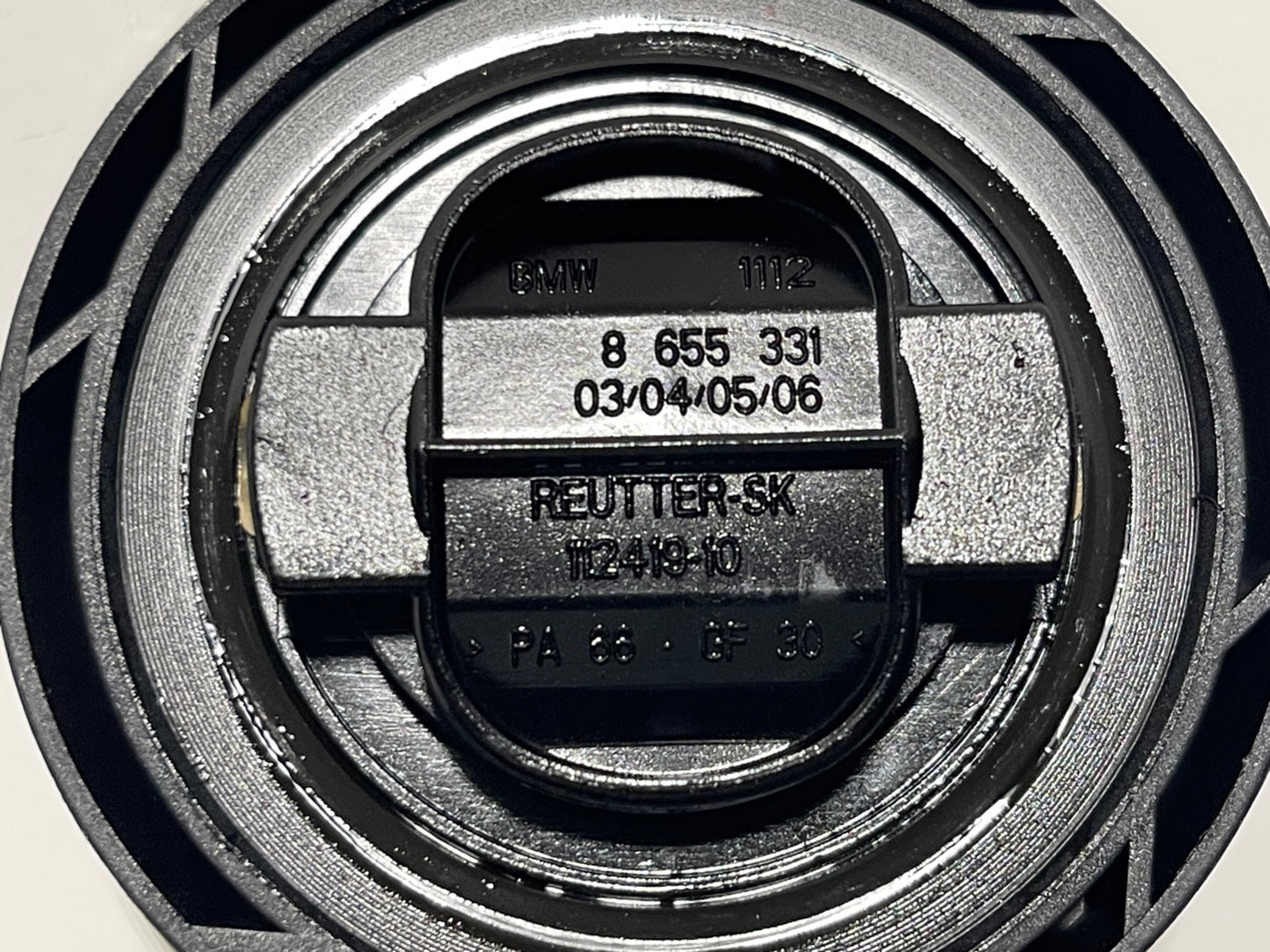 7695240