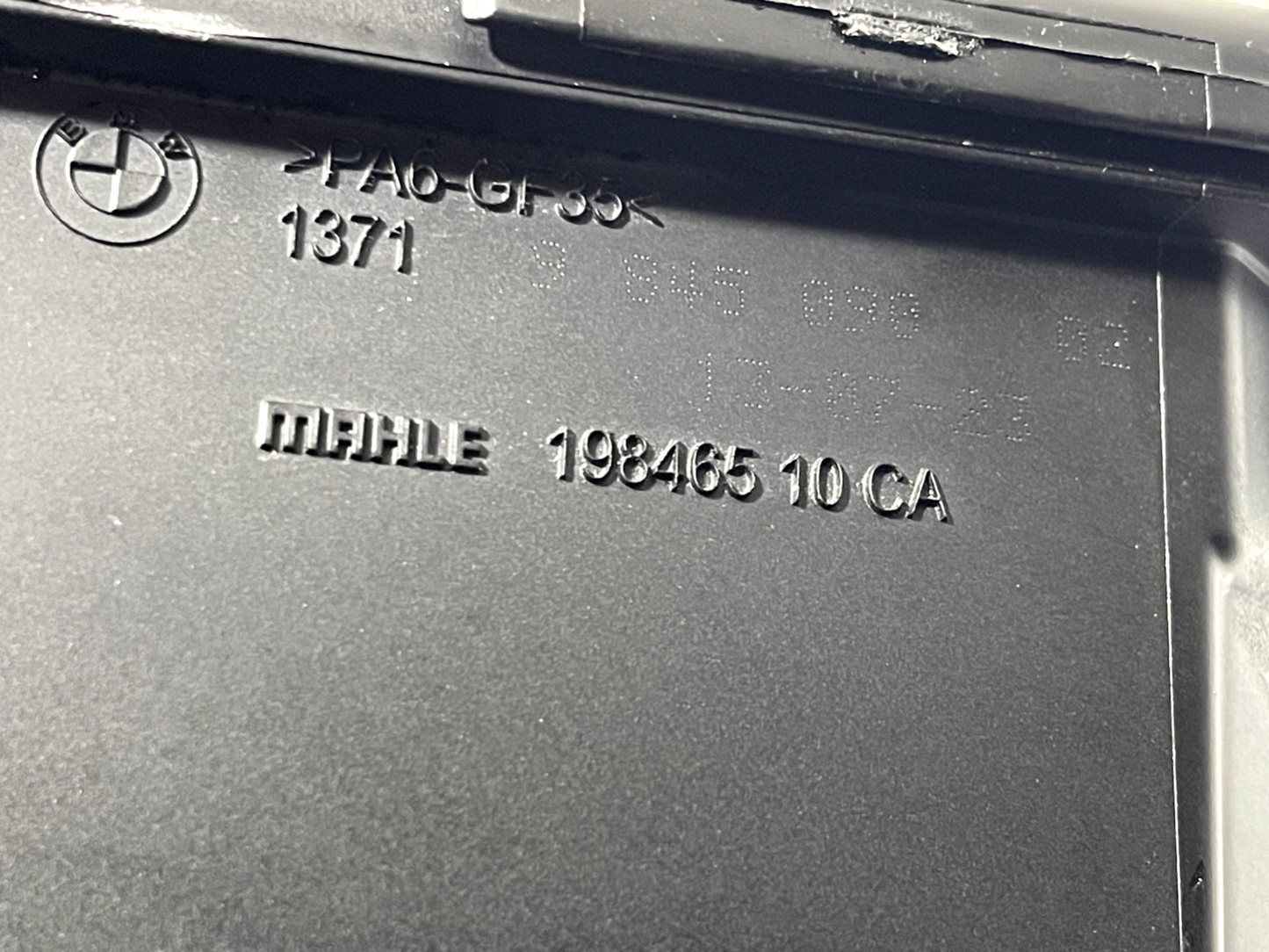 6186376