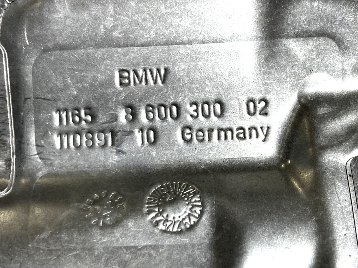 6186050