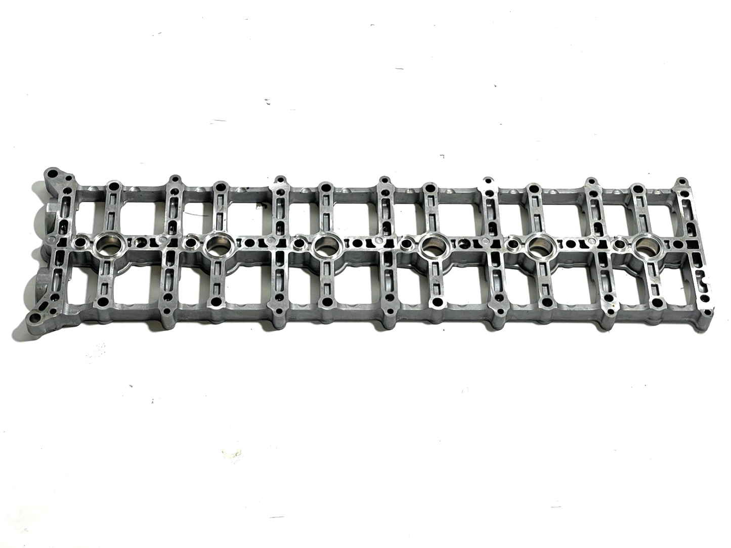 7695130