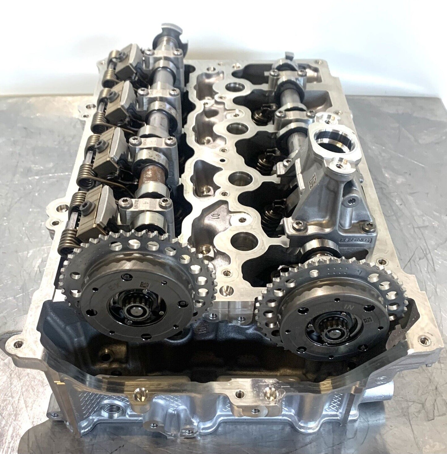 Zylinderkopf BMW Zylinderkopfhaube Nockenwellen Nockenwellen Steller B46A20B