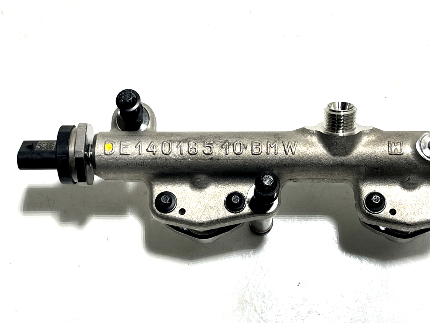 5402622