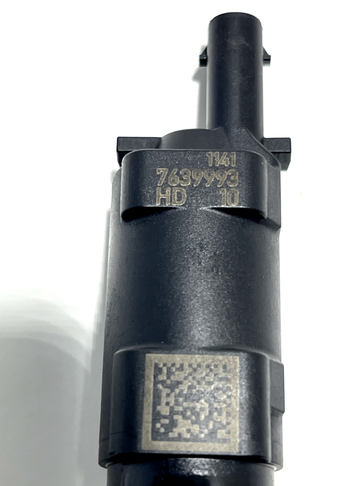 6916066