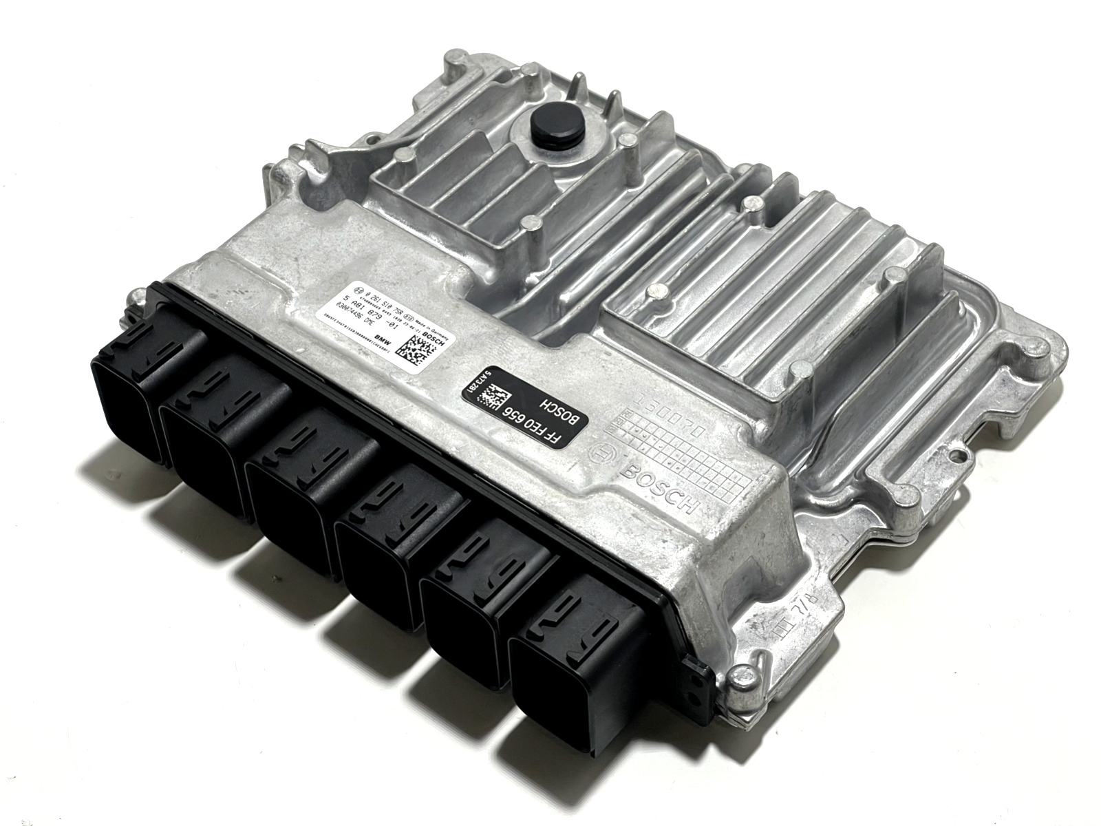 6916095
