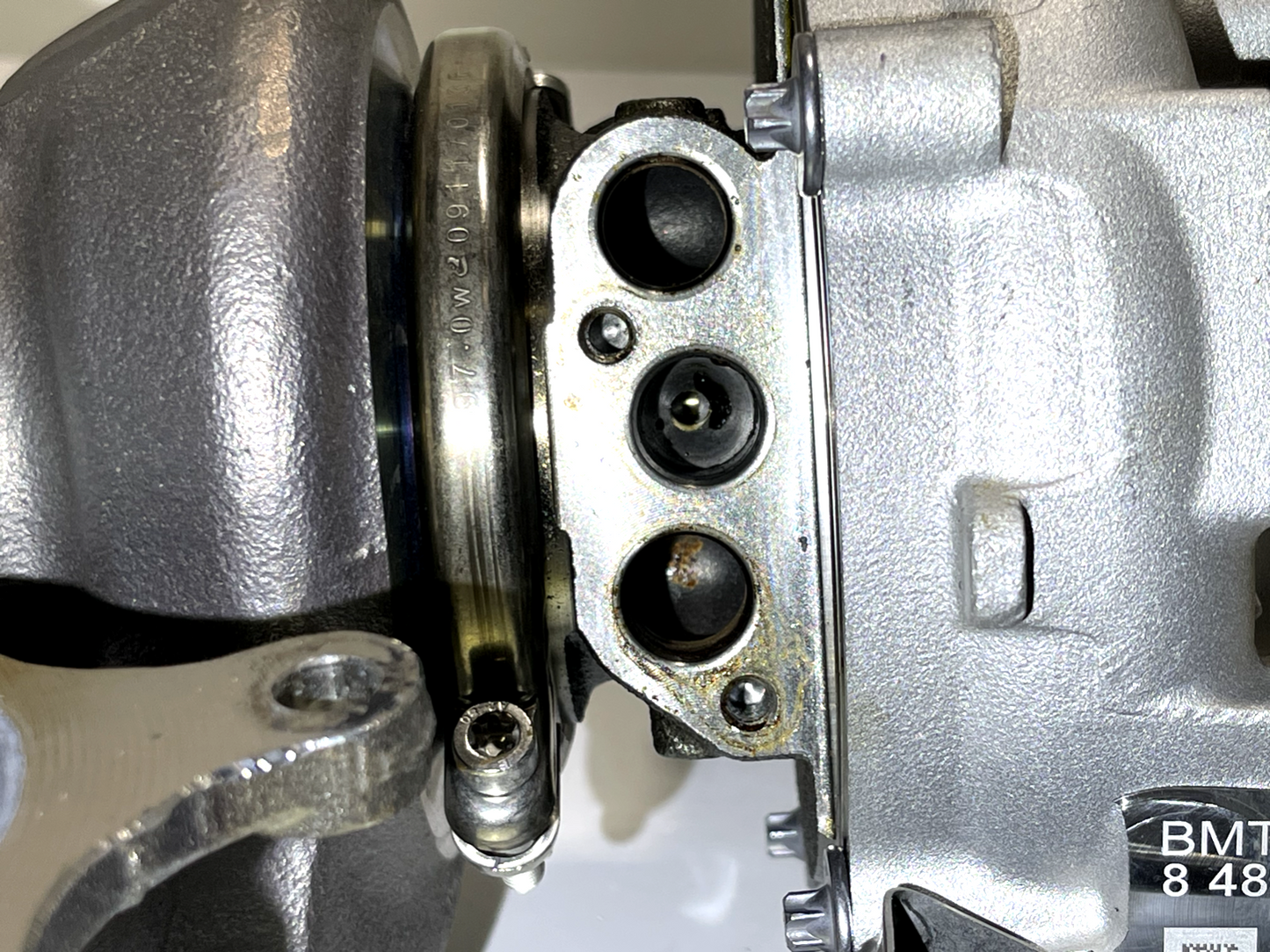 5402716