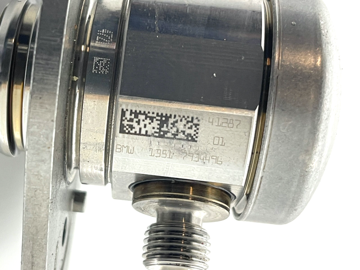8320043