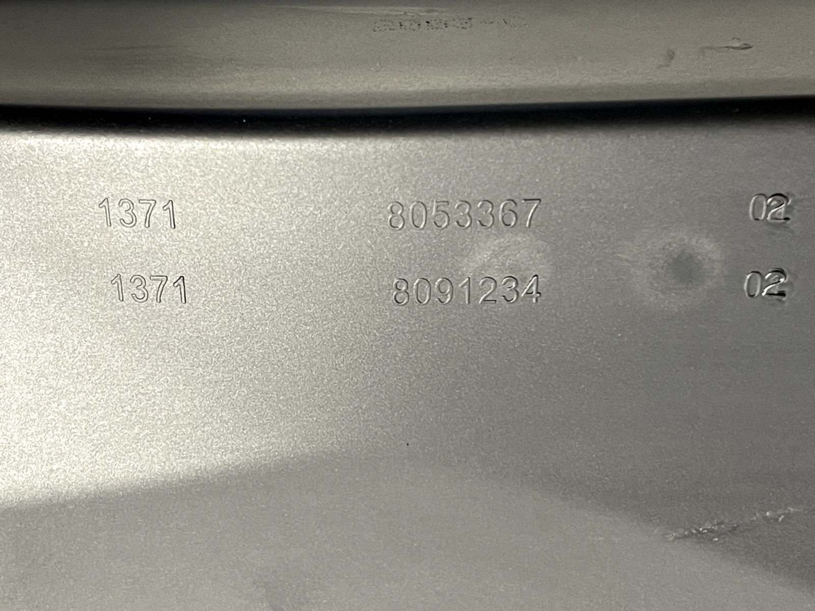 6916048