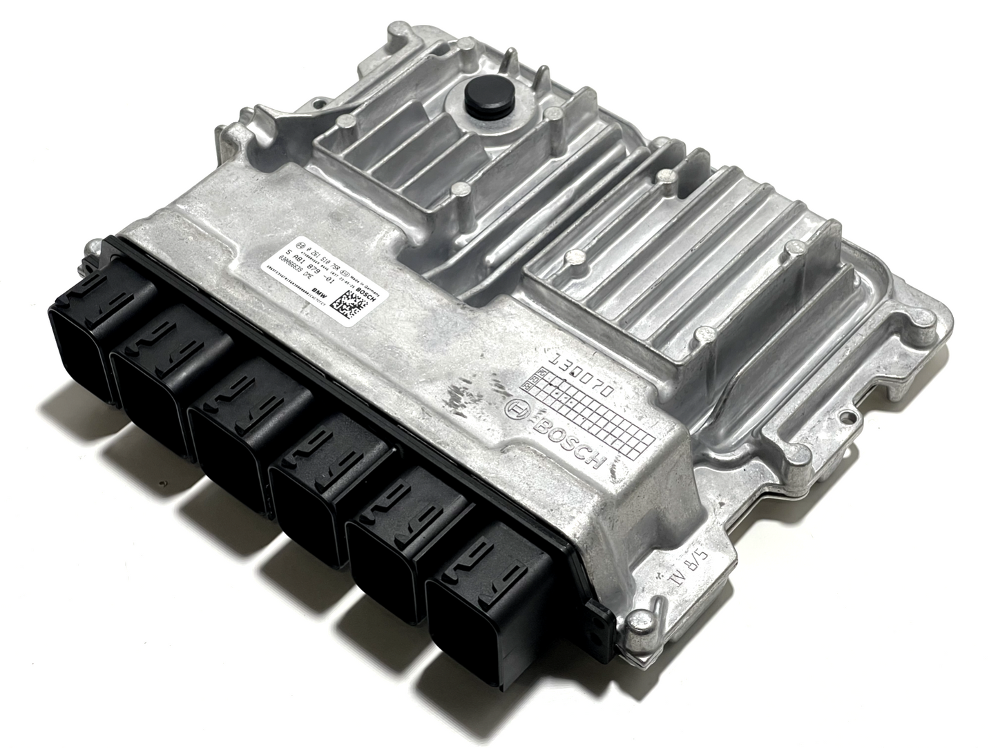 6916098