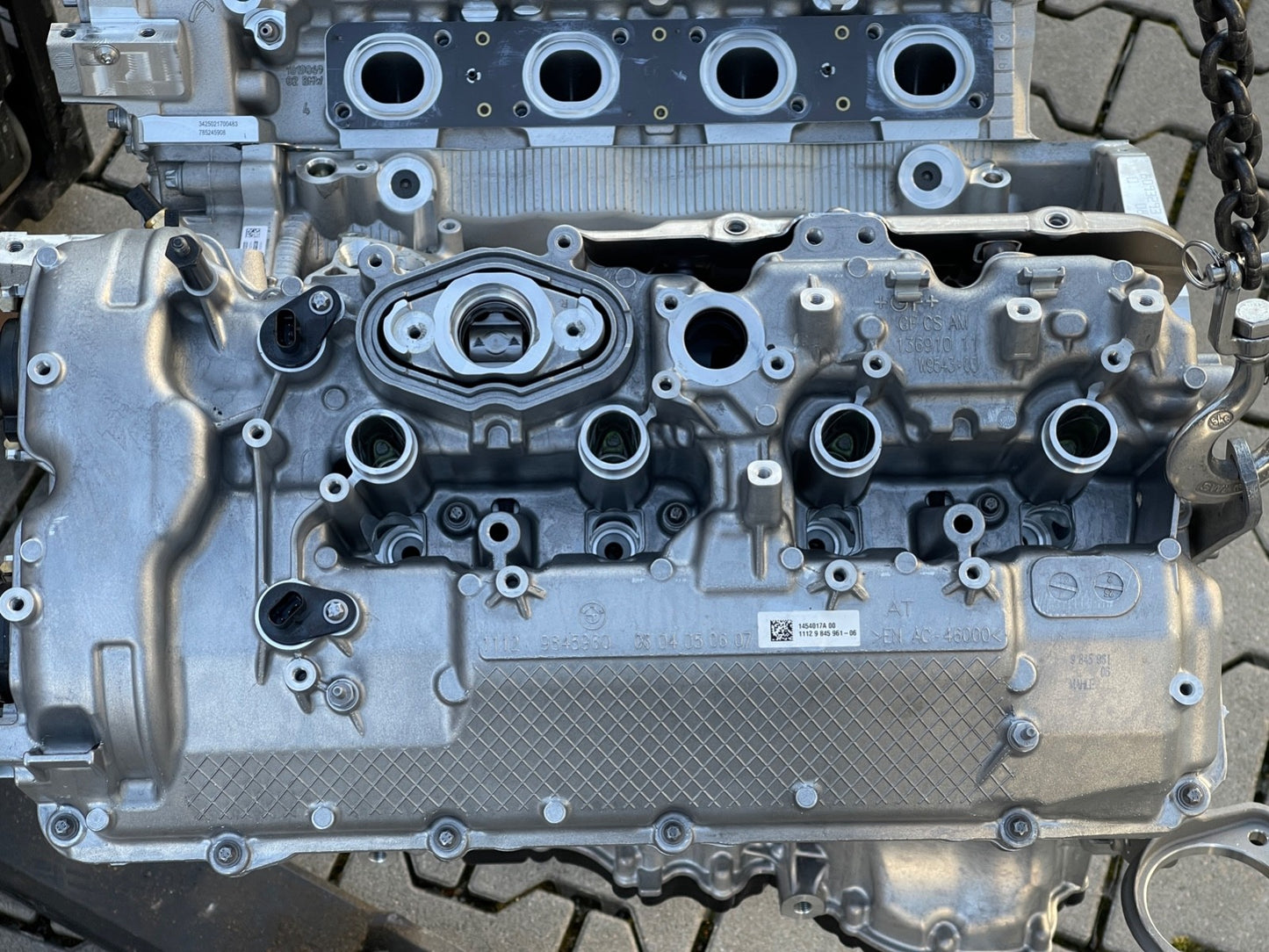 8700847