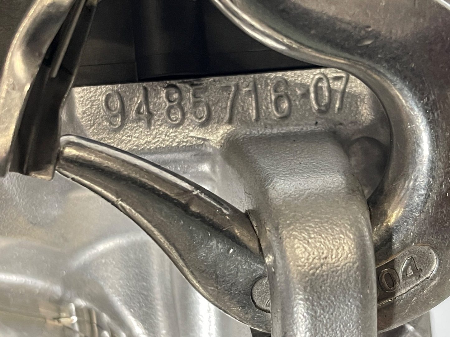 7658514