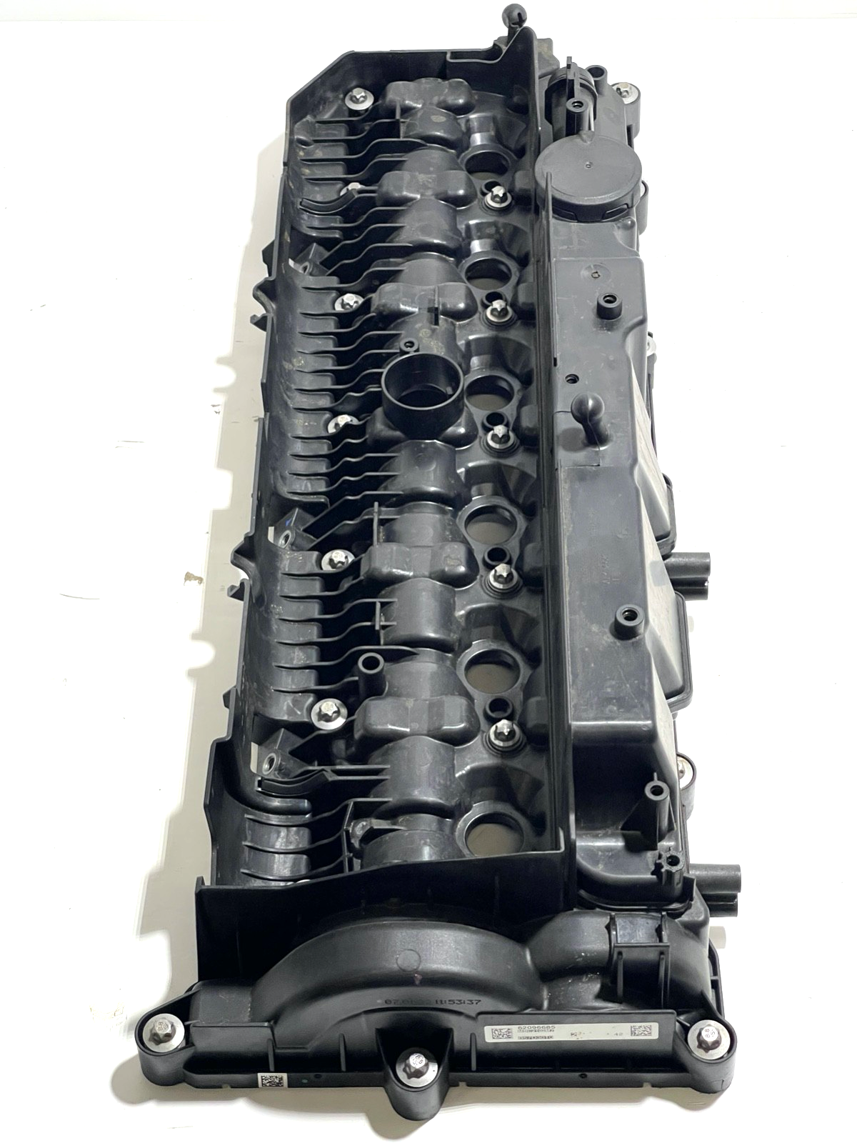 7695131