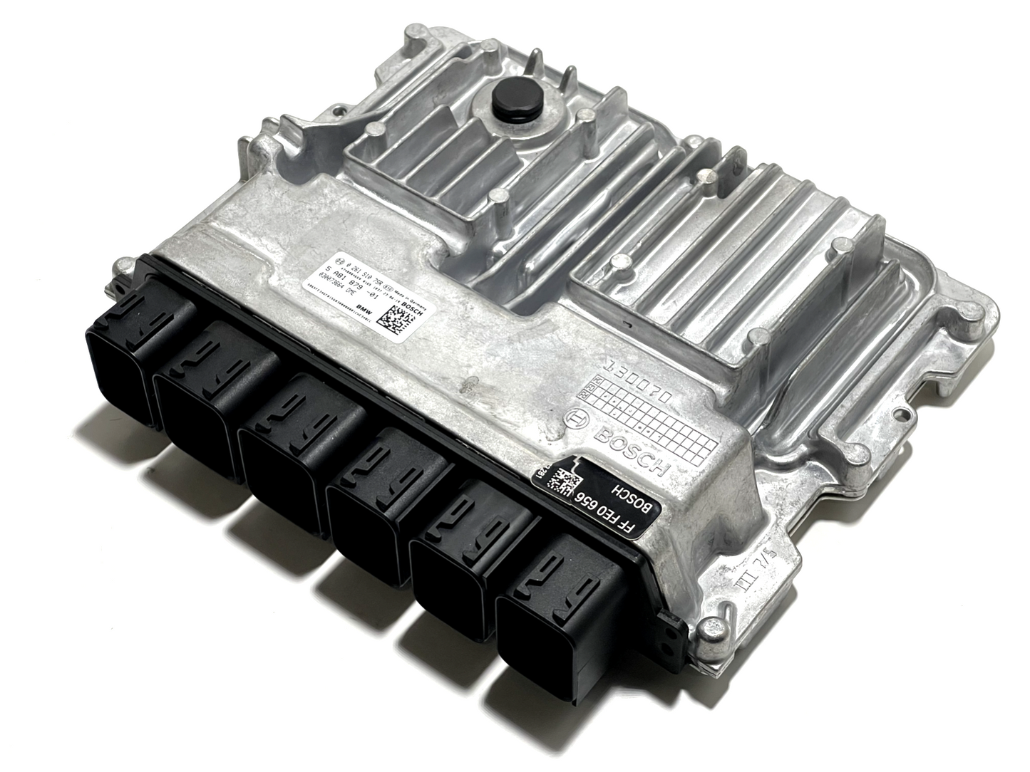 6916093