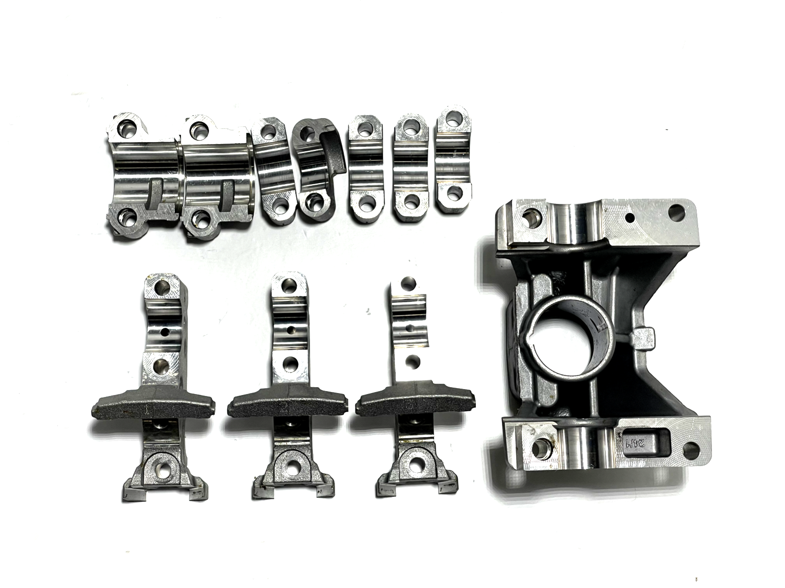 5402643