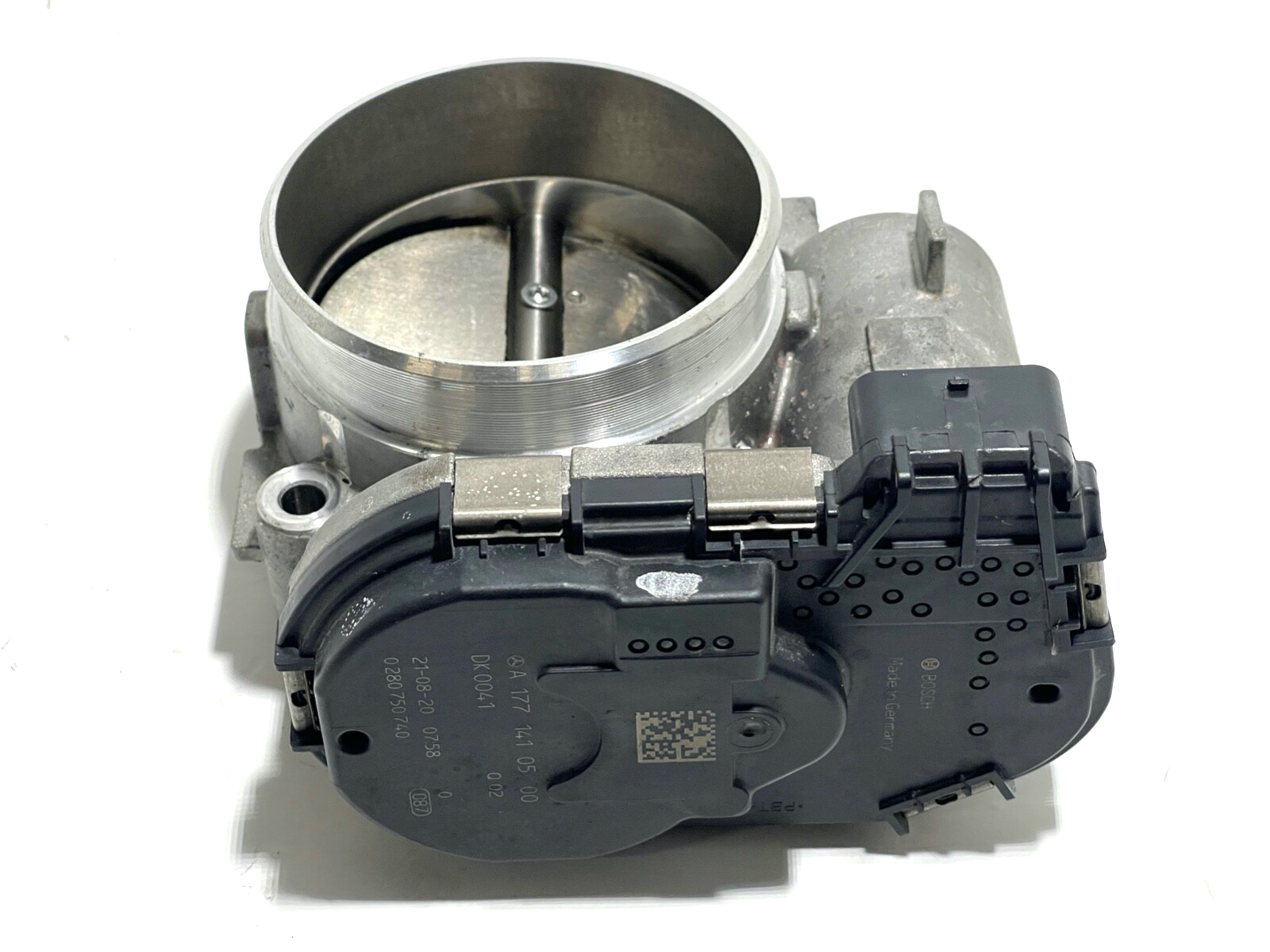 7603825