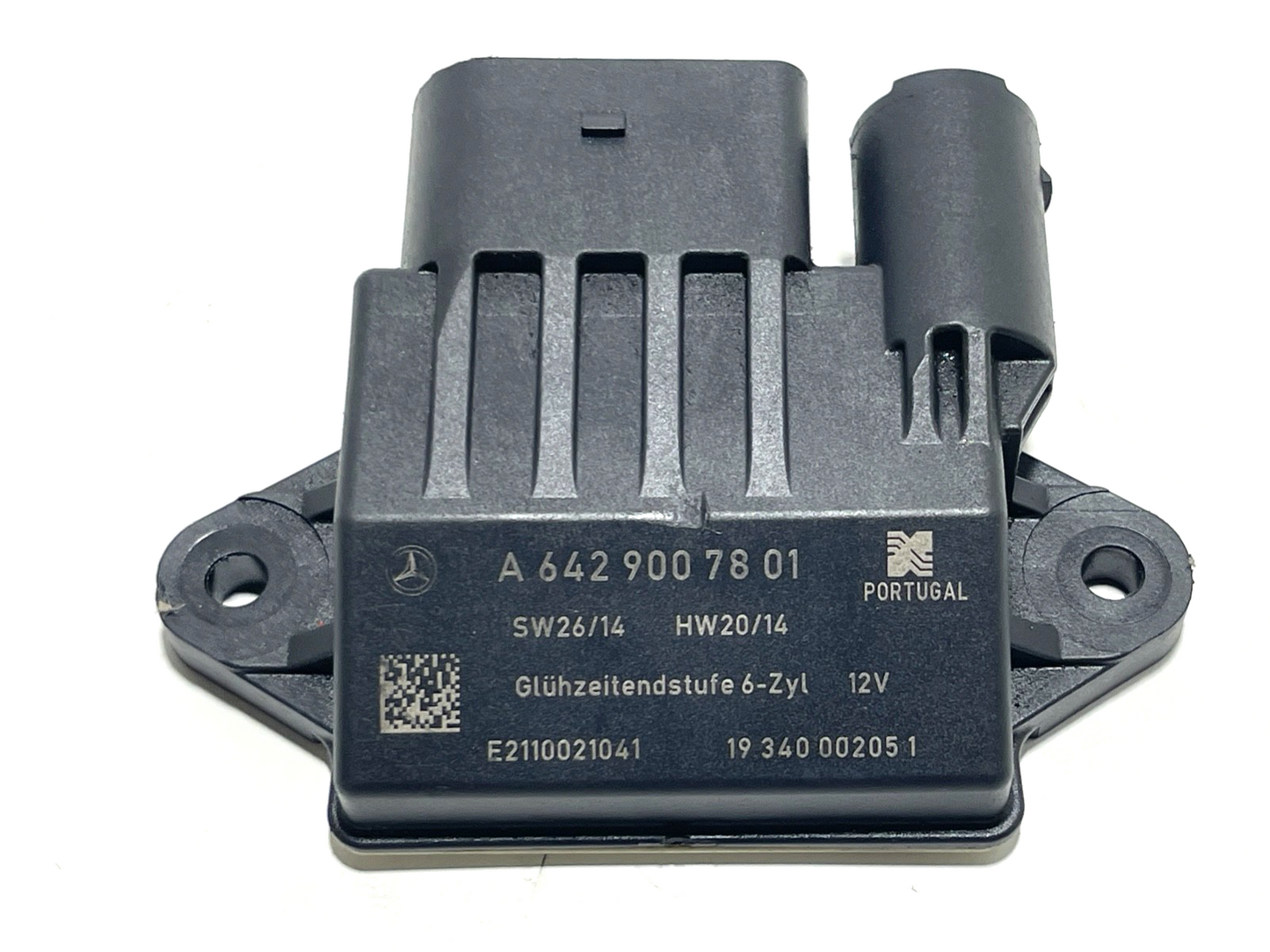 7617927