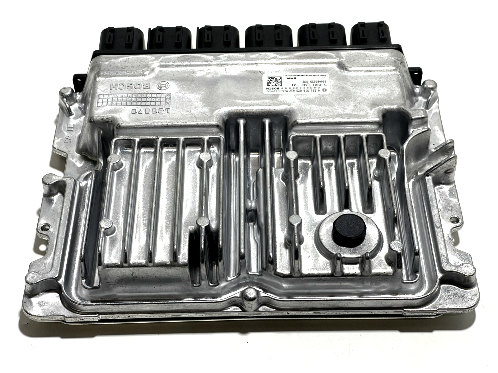 6916090