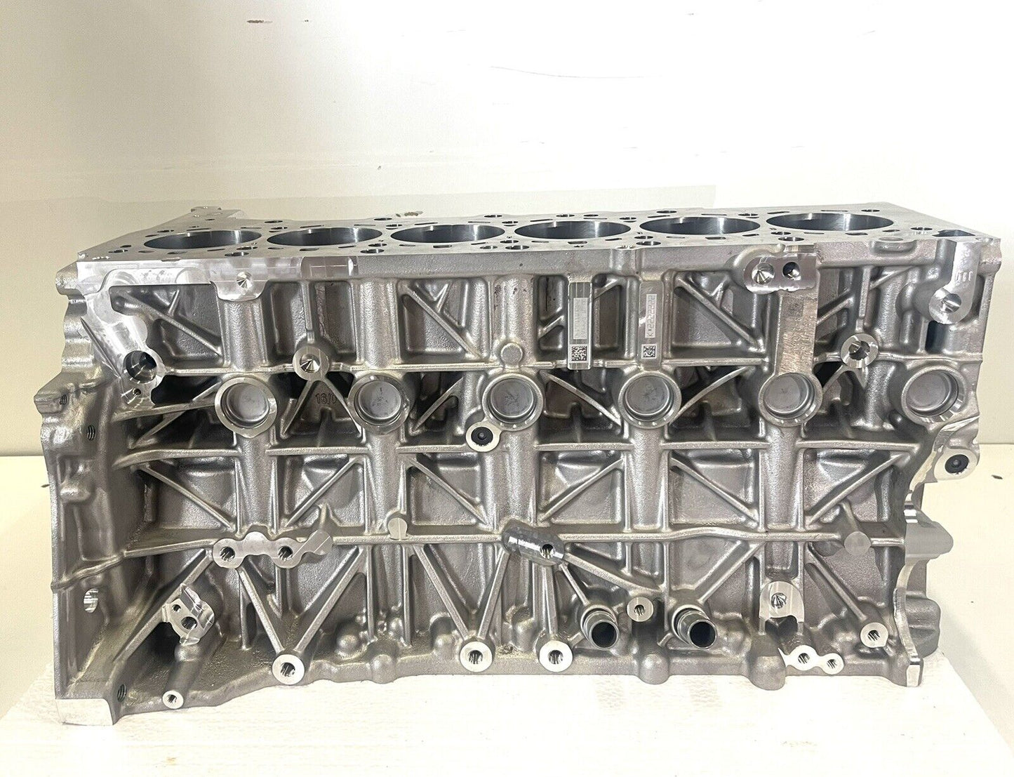 BMW Motorblock N57D30C Original BMW 0km 6 Zylinder Diesel 5,0d 8506555 BMW