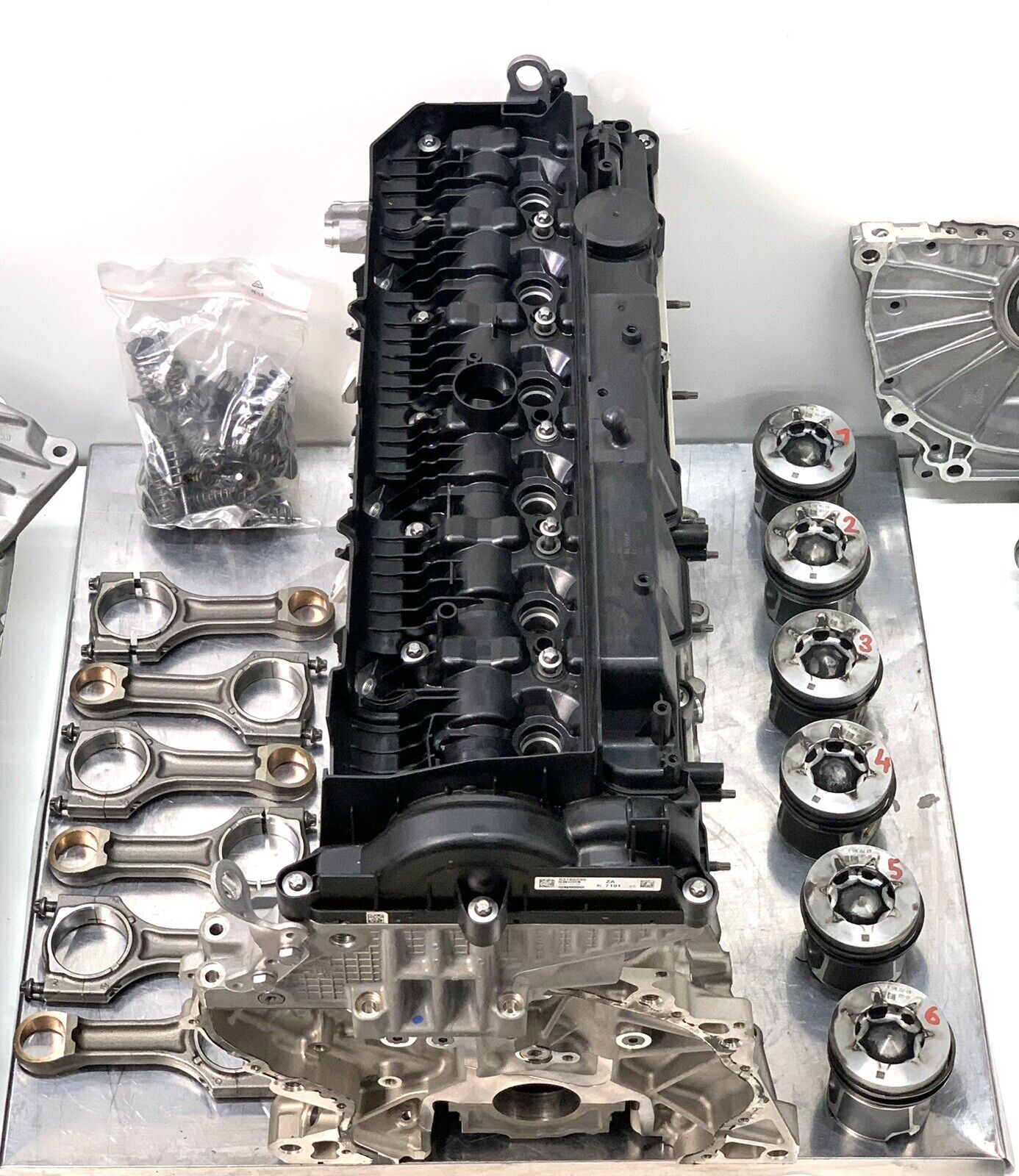 Motor B57D30A Motorblock Kurbelwelle Ölwanne Kolben Pleuelstangen Original BMW