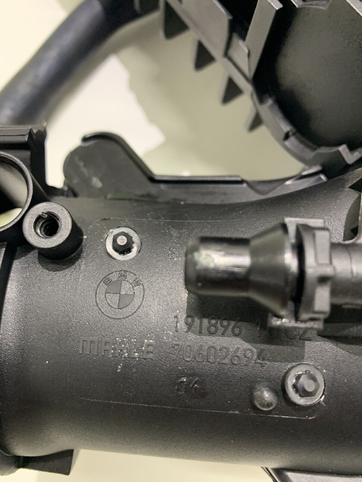 8603914 Ansaugbrücke Sauganlage BMW Ladeluftkühlung System Original