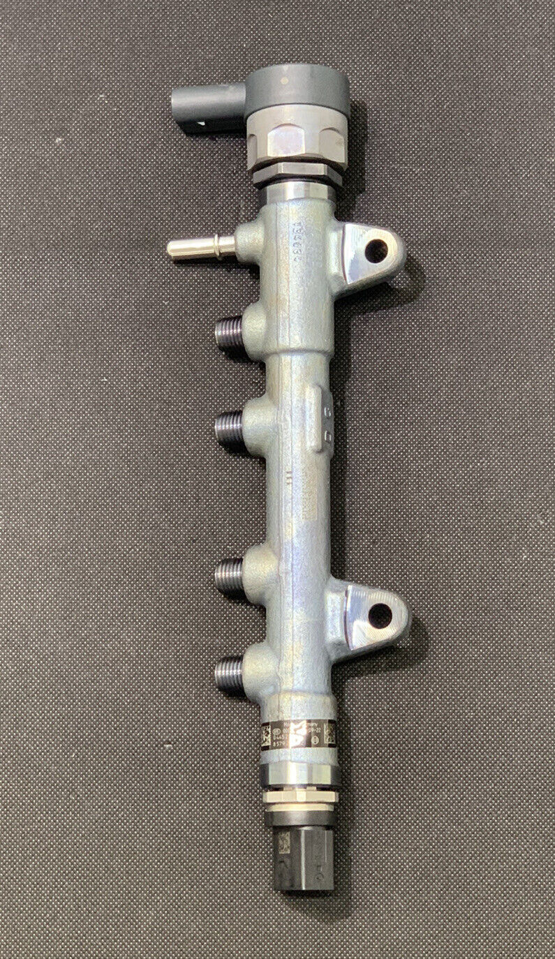 Einspritzleiste  8579238. Diesel Rail BMW Original Hochdruck Rail