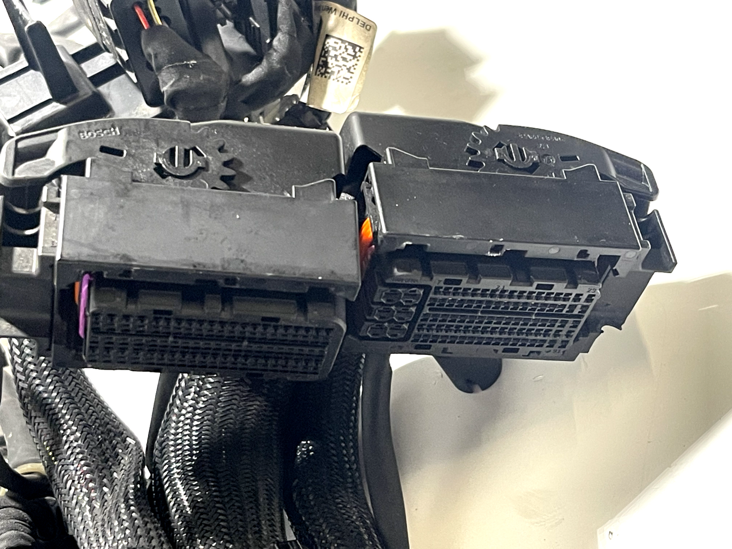 6909677