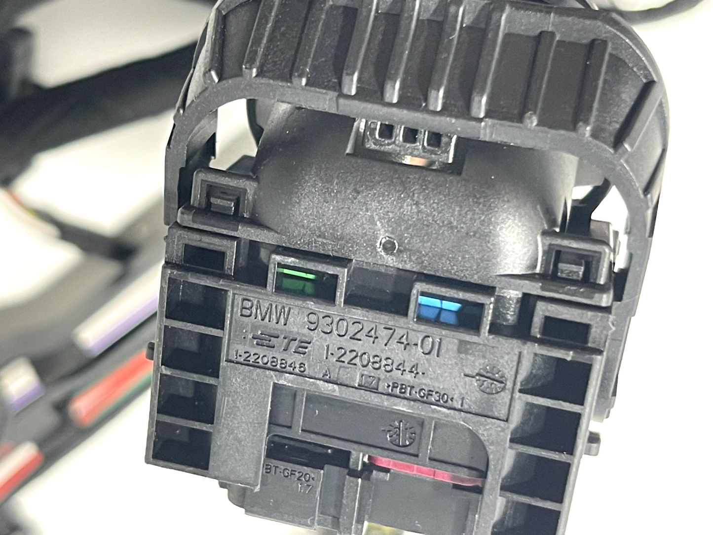 7747408