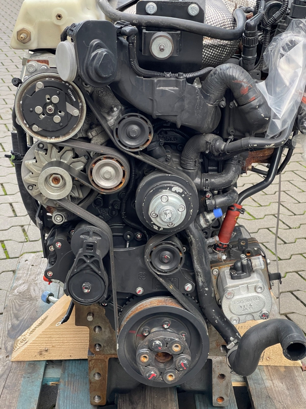 8508544