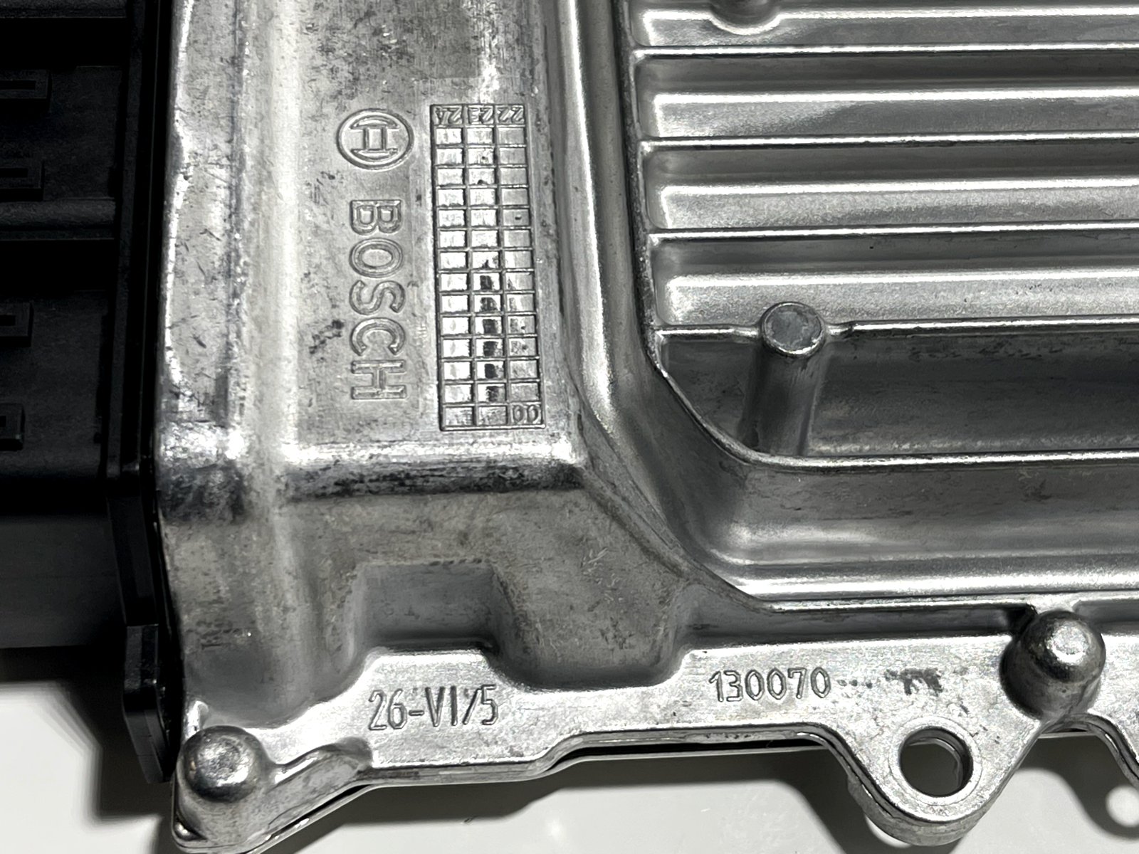 6916091