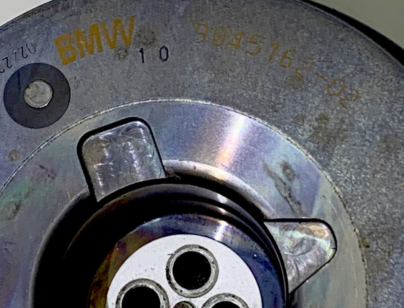 9845162 Schwingungsdämpfer Rekuperationssystem BMW 5er G30 540iX B58B30C Motor