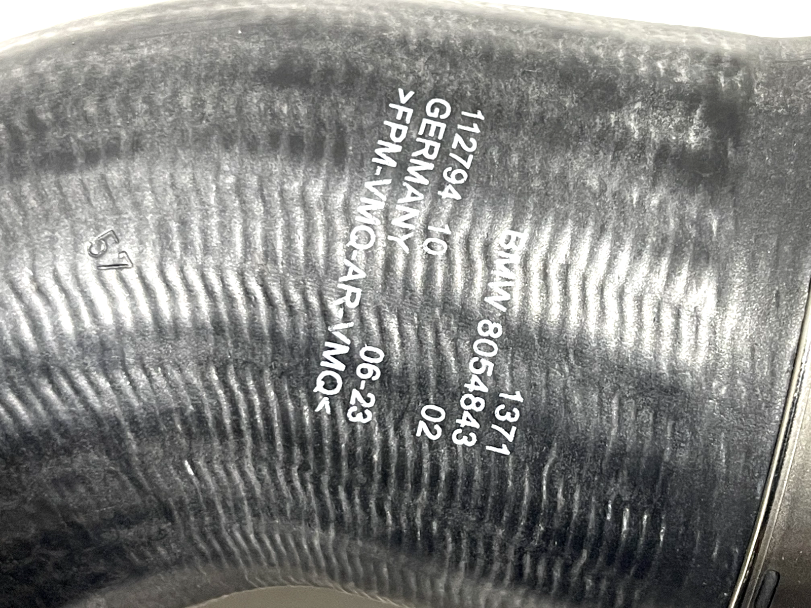 6186157