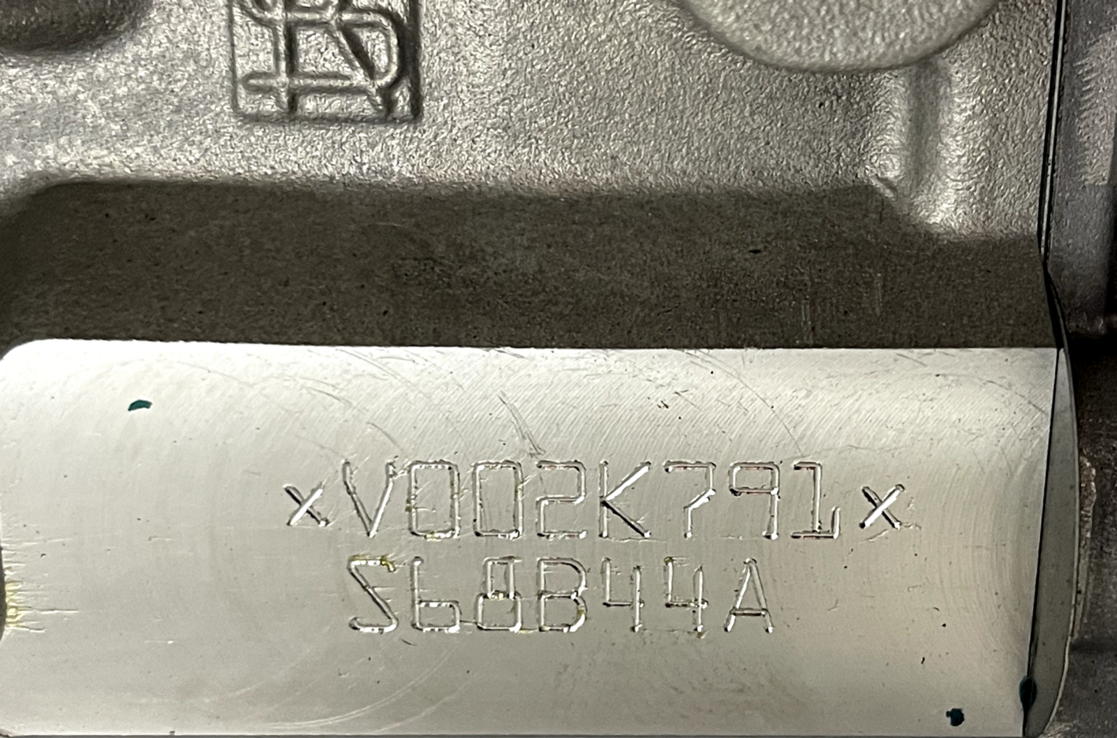 7467618