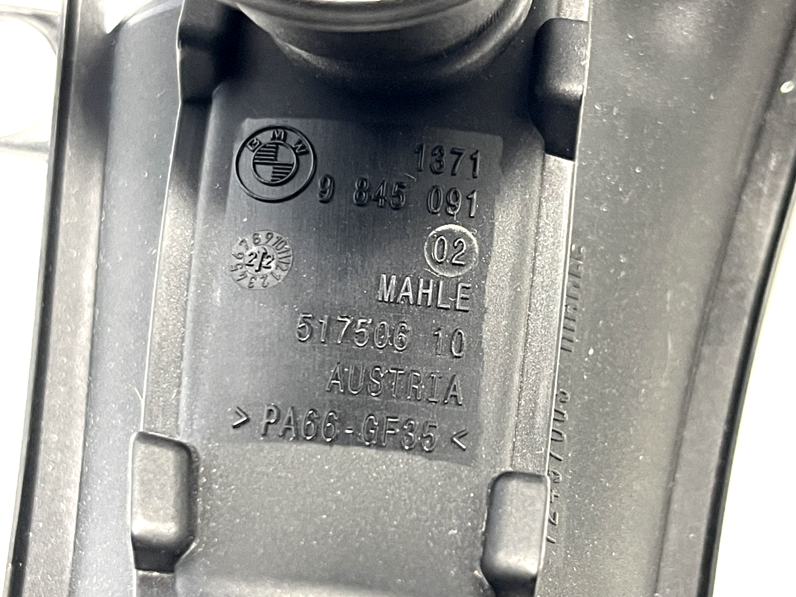 6186018