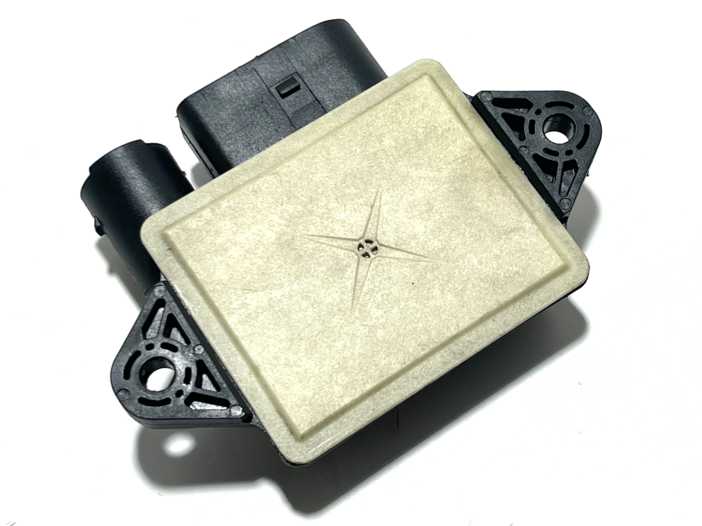 7617928