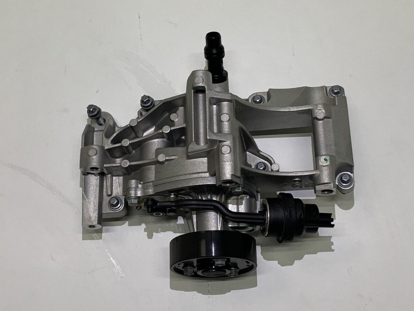 8572052 BMW B57D30A Wasserpumpe Wasser Kühlmittel pumpe für 3.0L Diesel Motor