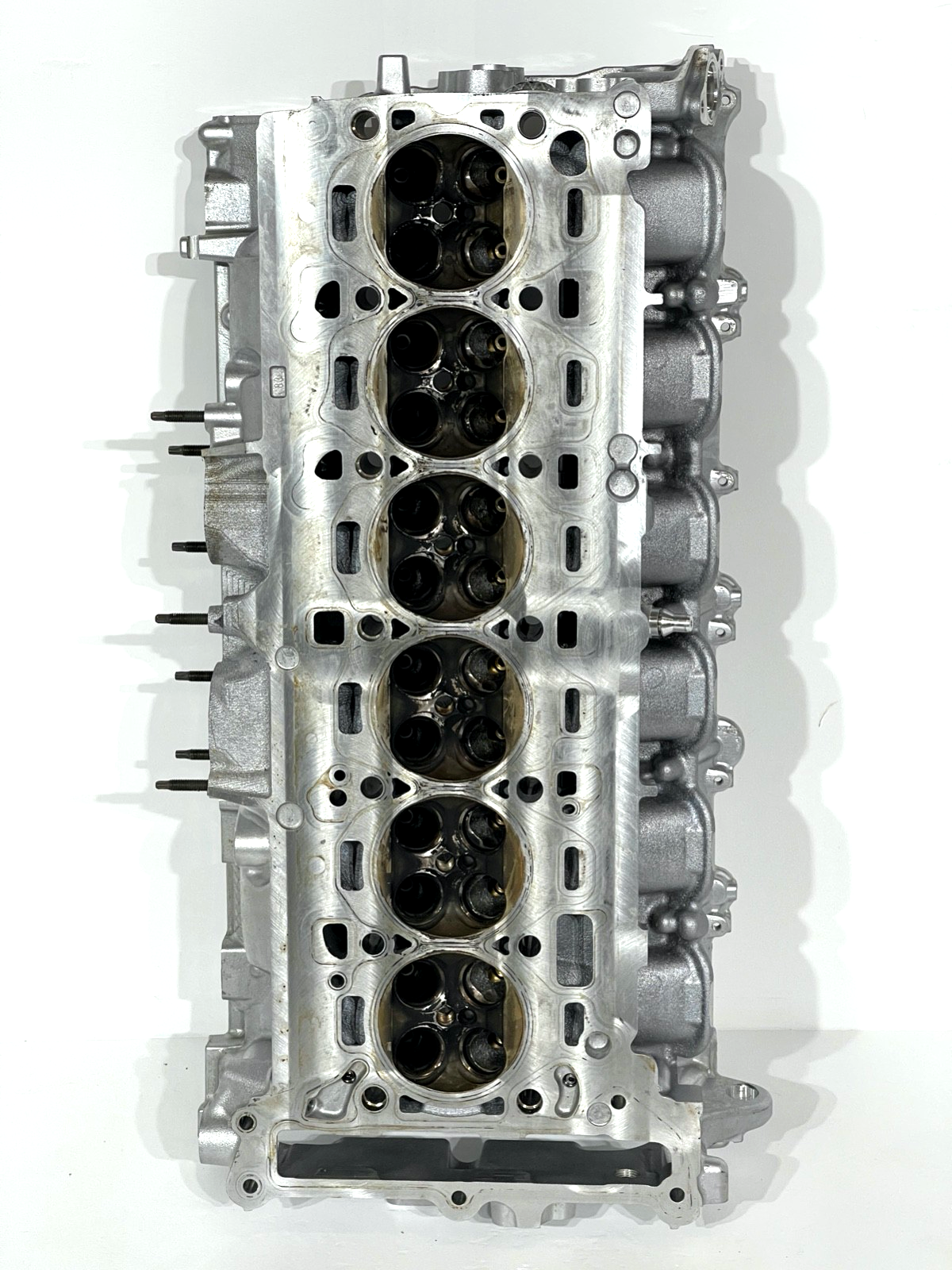 8307571