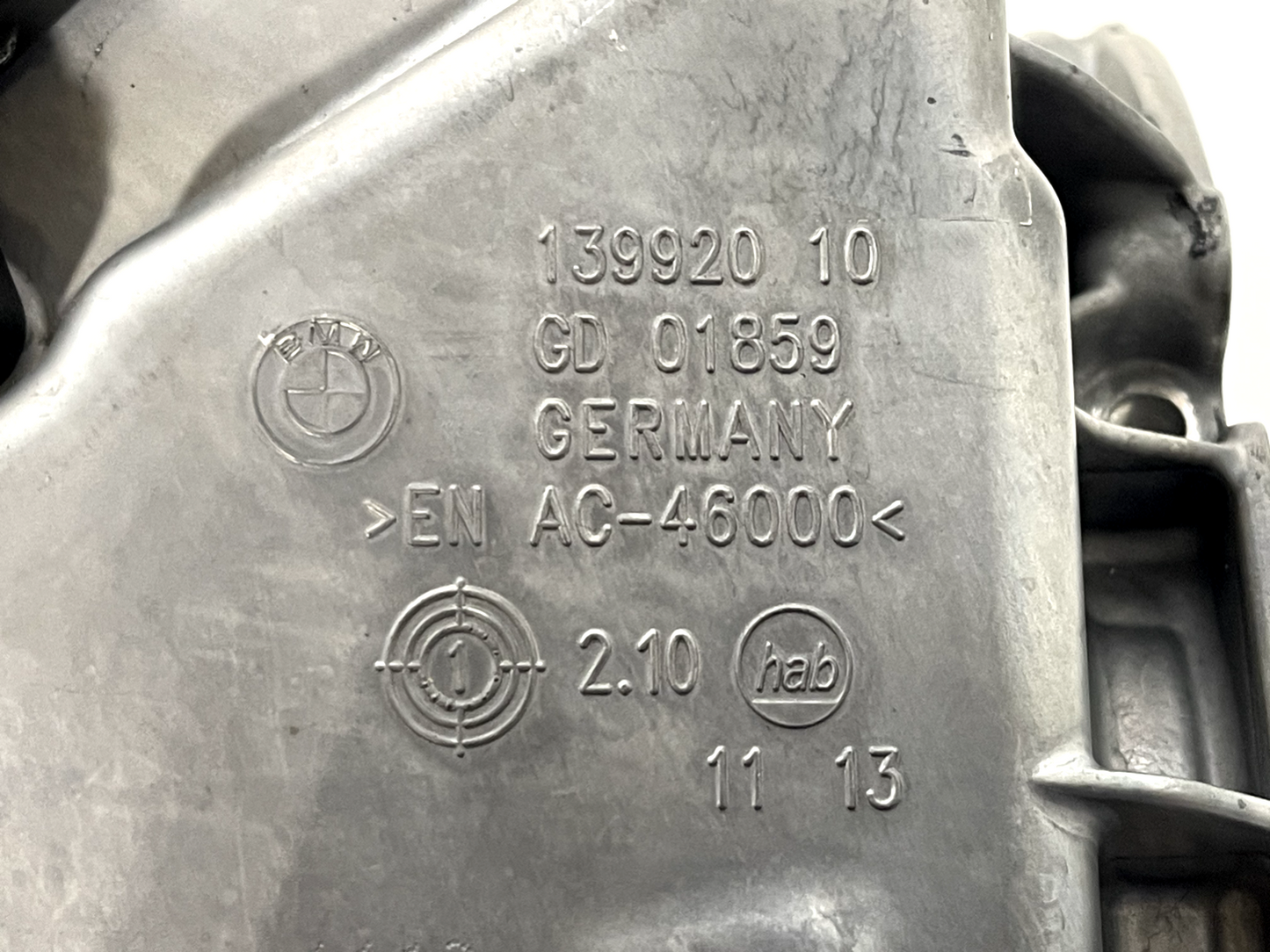 6943402