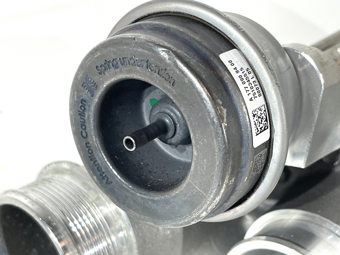 8684052