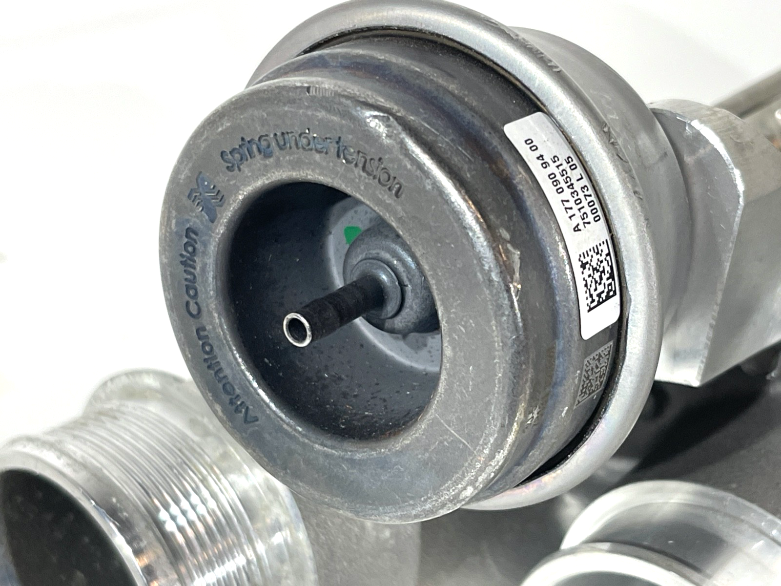 8684052