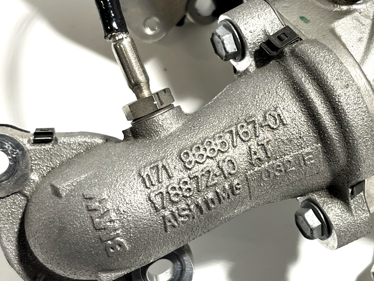 6916029