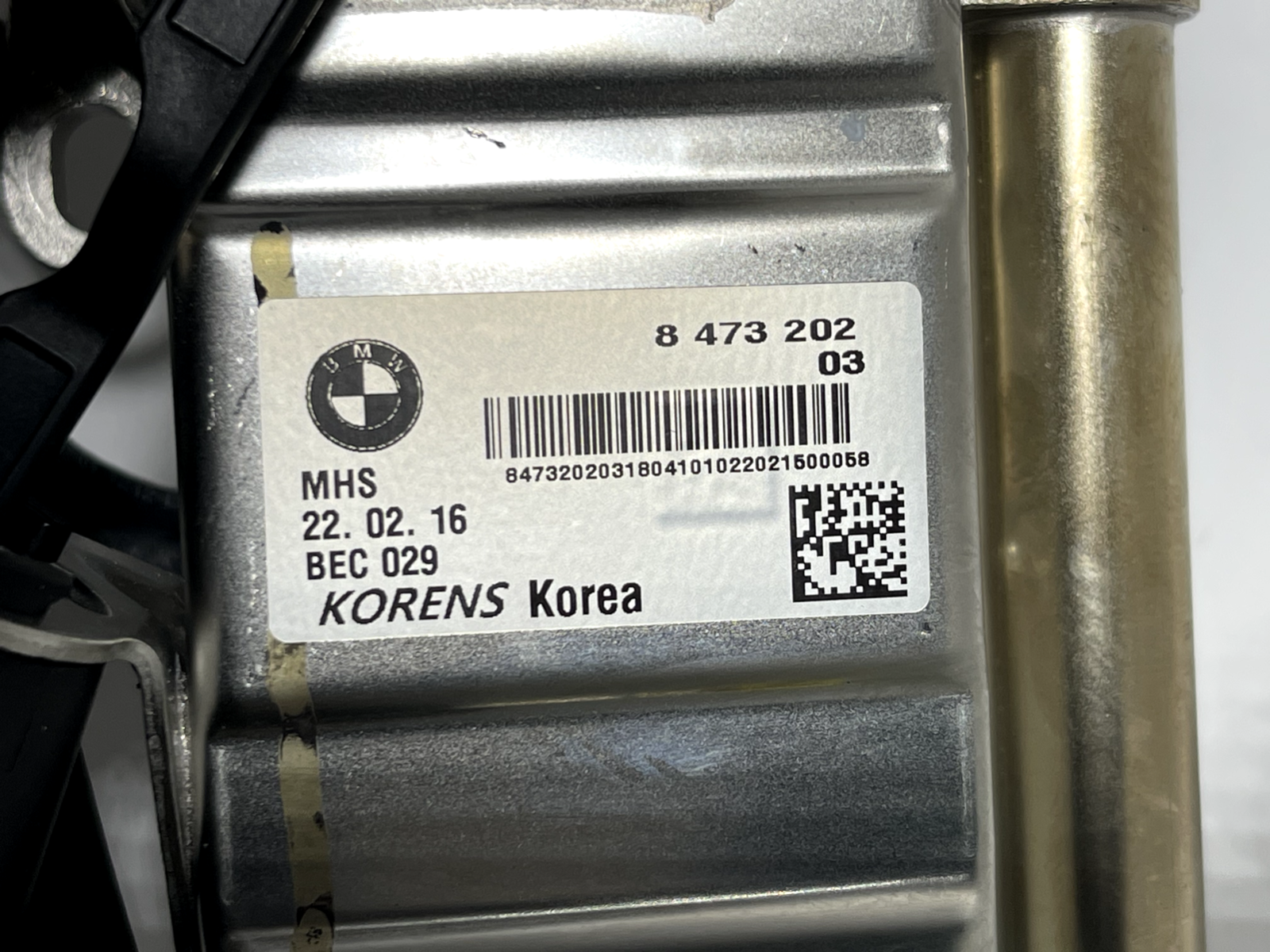 6916024
