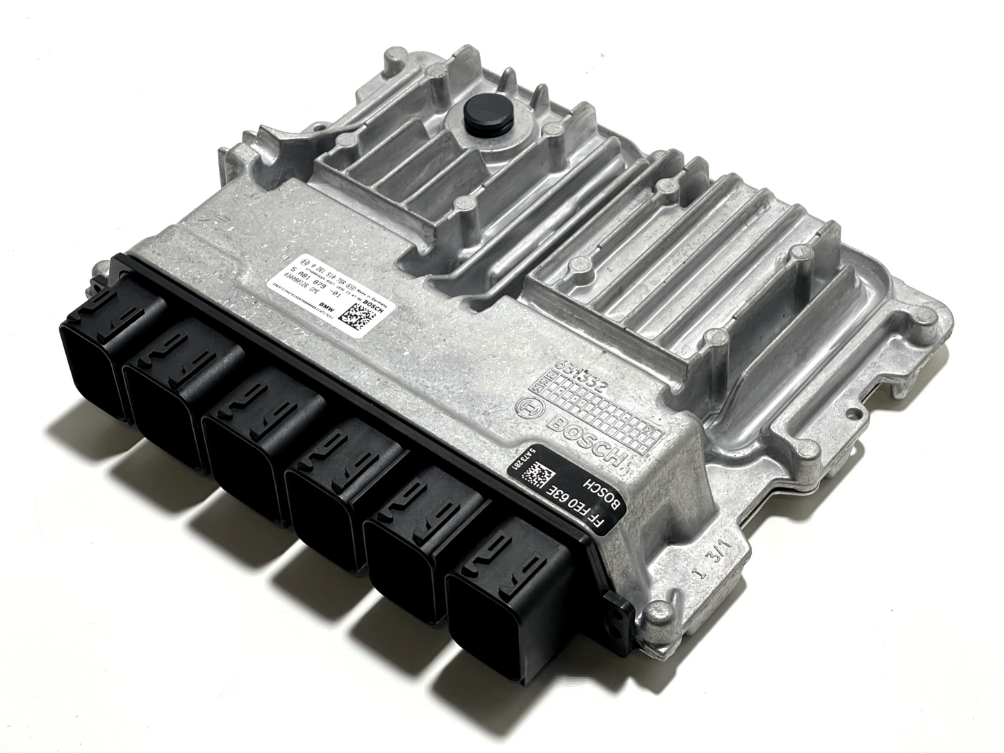 6916097