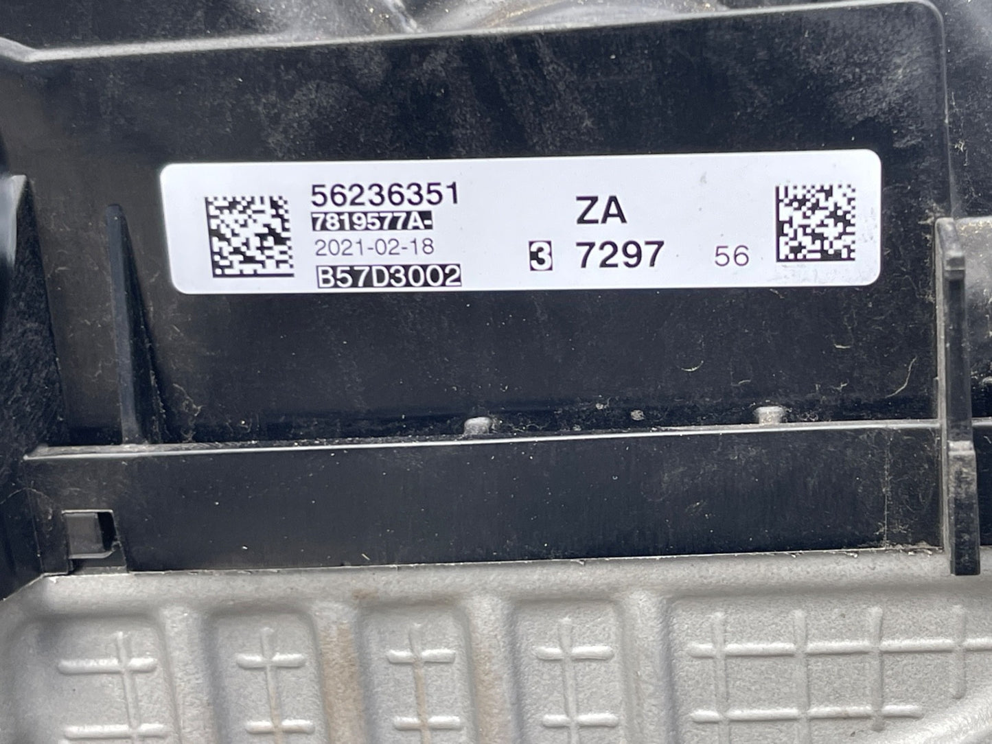 8543819