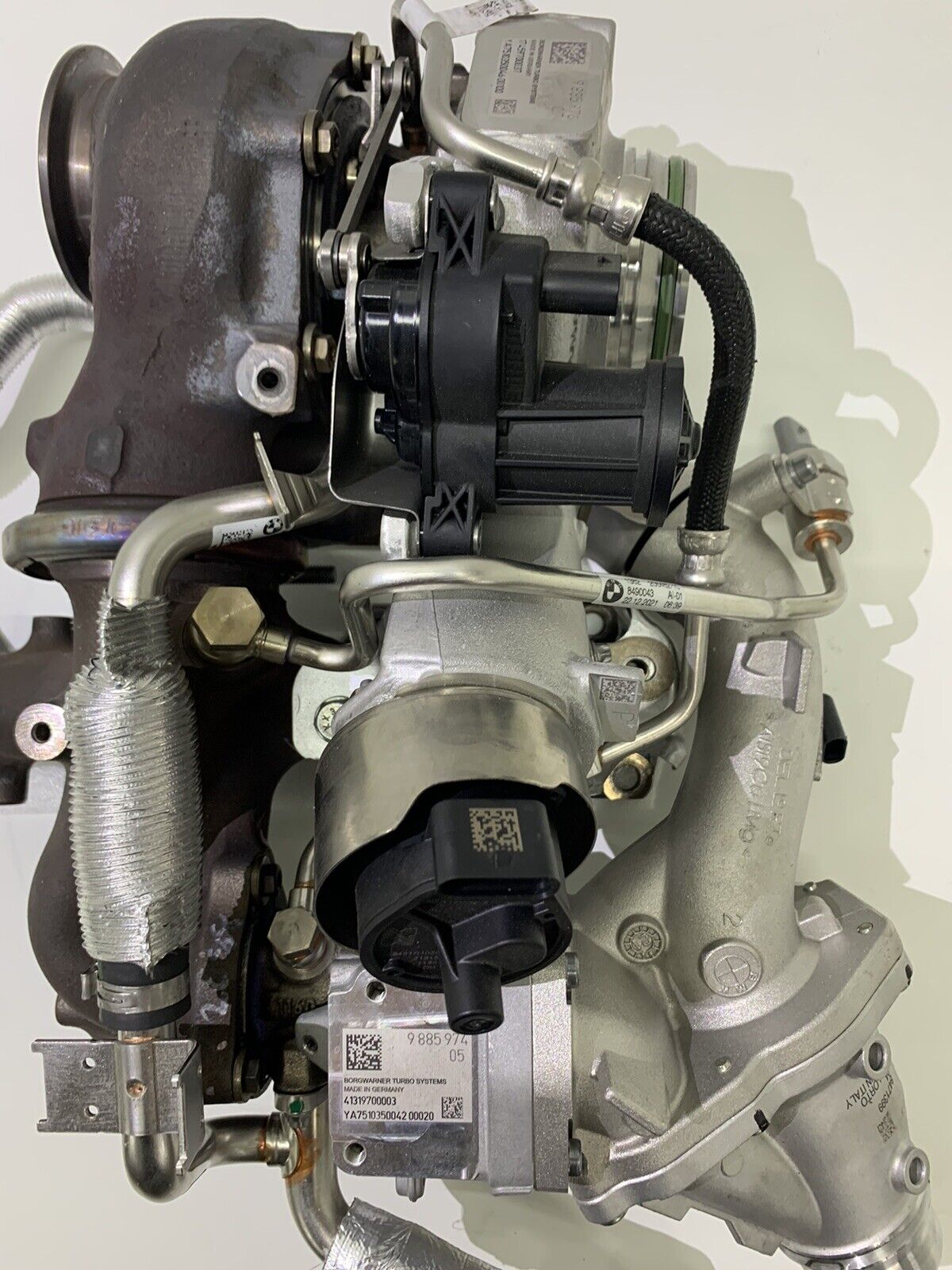 Bi-Turbo 9885974/9885976 BMW.  Borg Warner