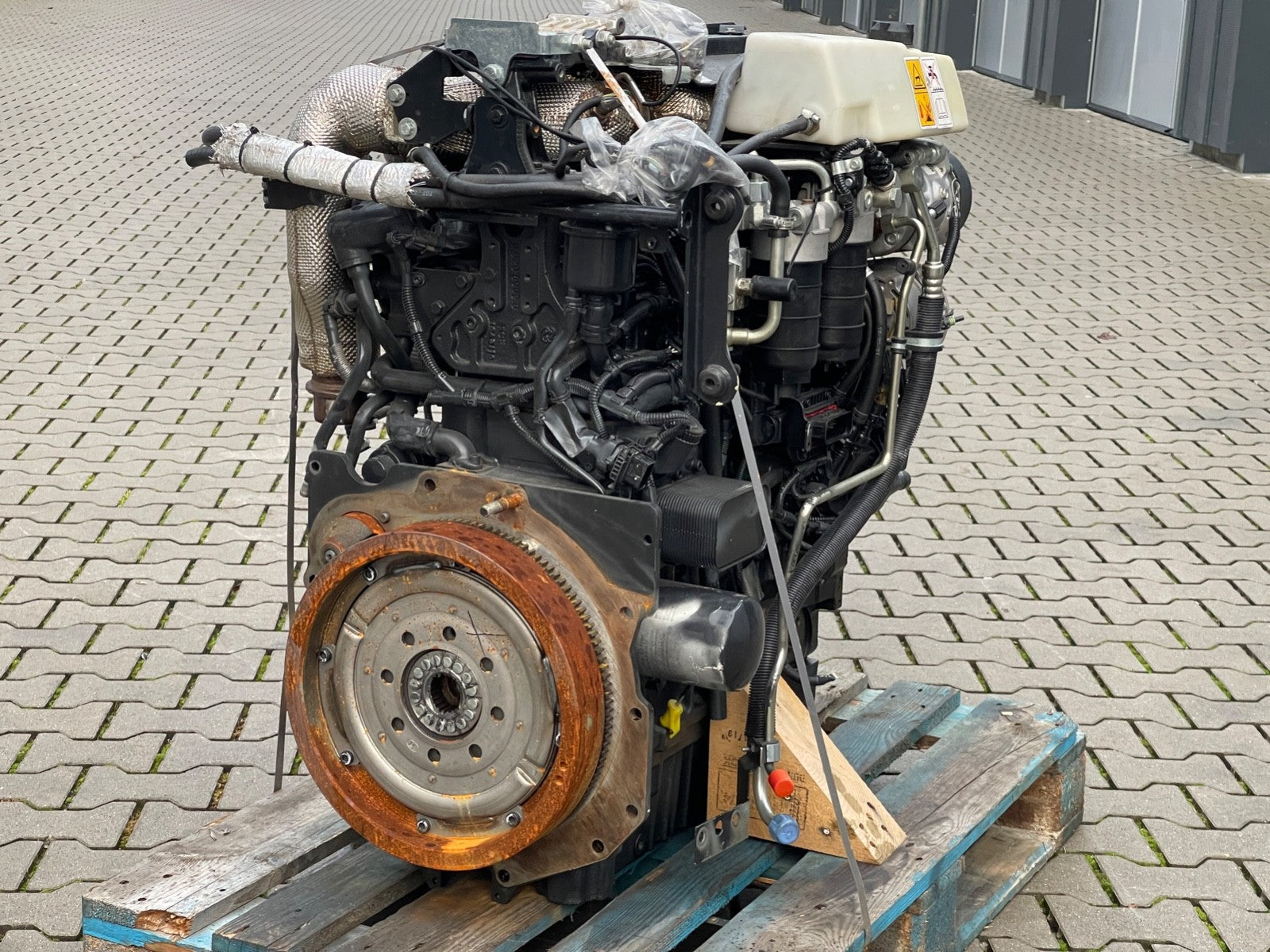 8508544