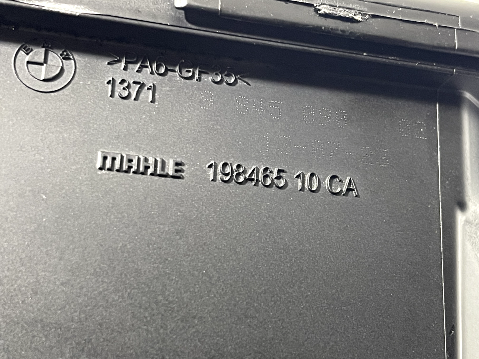 6186376