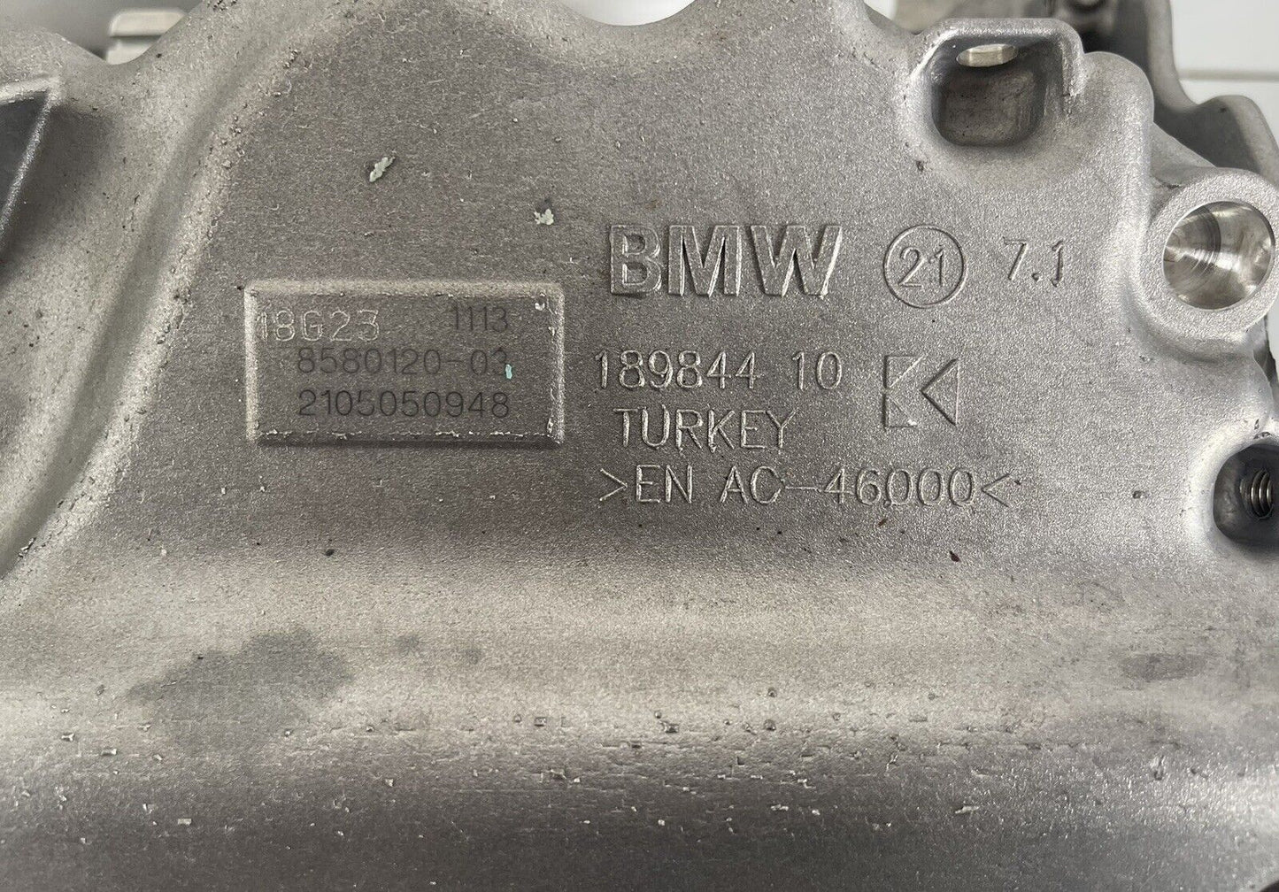 BMW Motorblock m. Kurbelwelle Kolben Ölwanne BMW Orginal B46A20A  Neuwertig