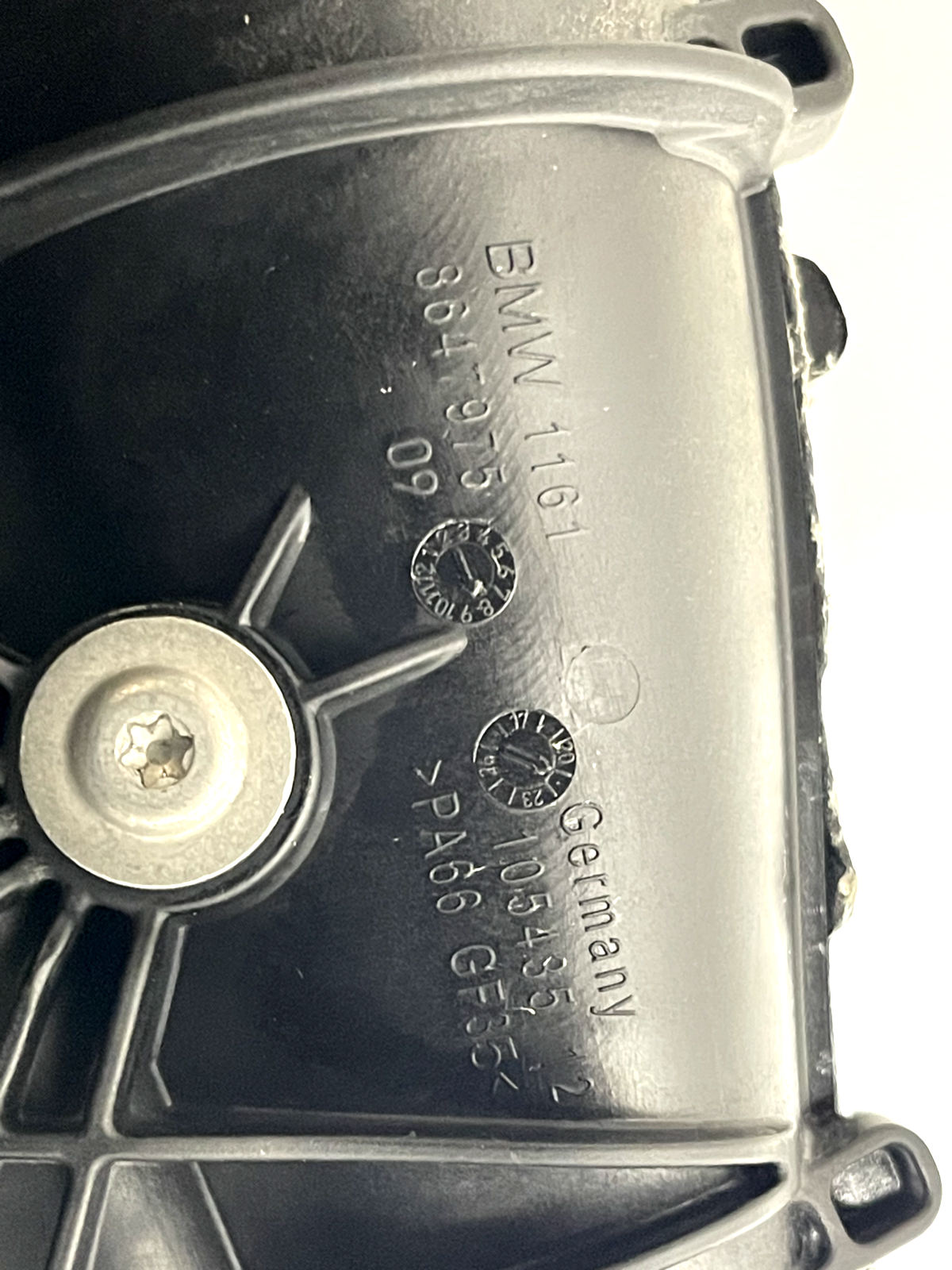 5402698