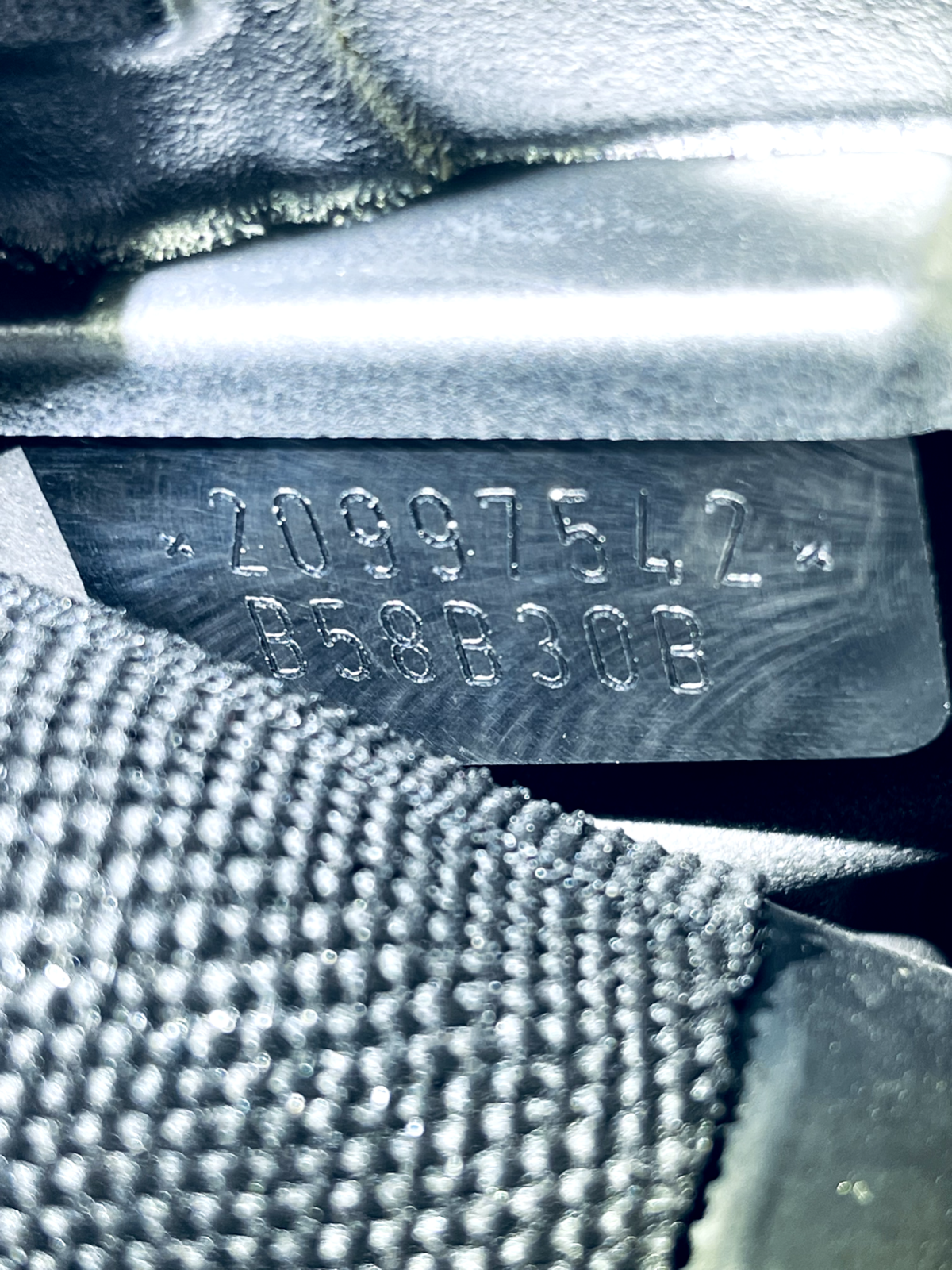 6916109
