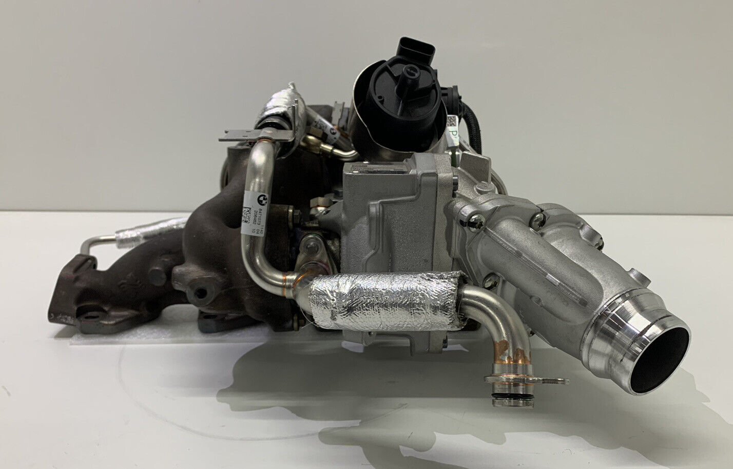 Bi-Turbo 9885974/9885976 BMW.  Borg Warner